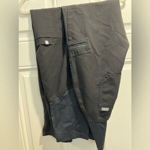 FIGS Maternity Yola skinny scrub pant